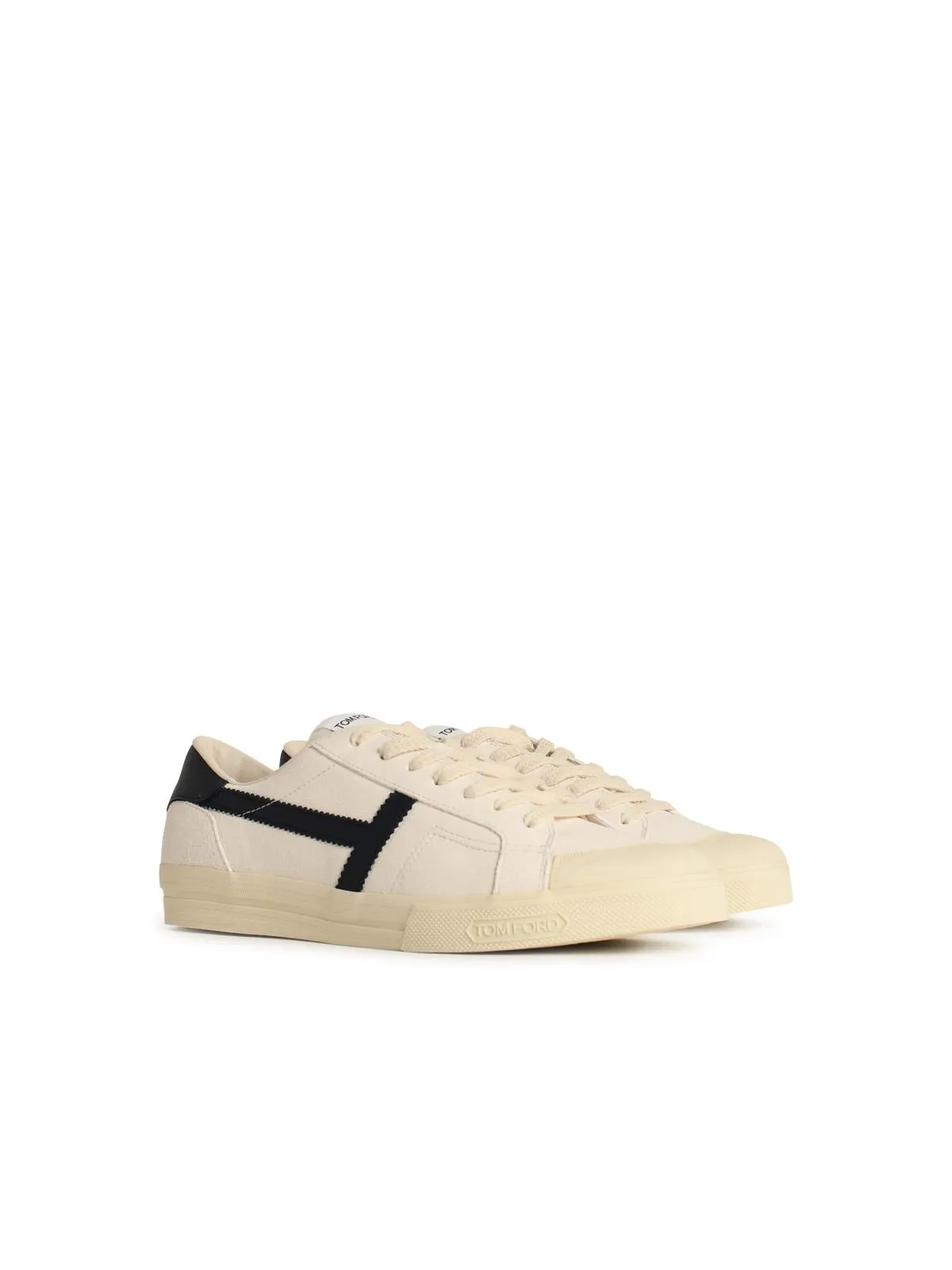 800 White Lear Sneakers
