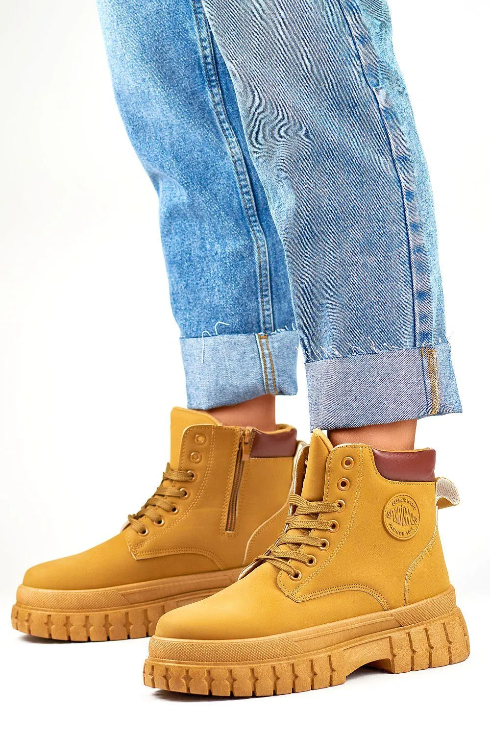 Chic Eco-Friendly Ankle Boots with Comfortable Textile Insole