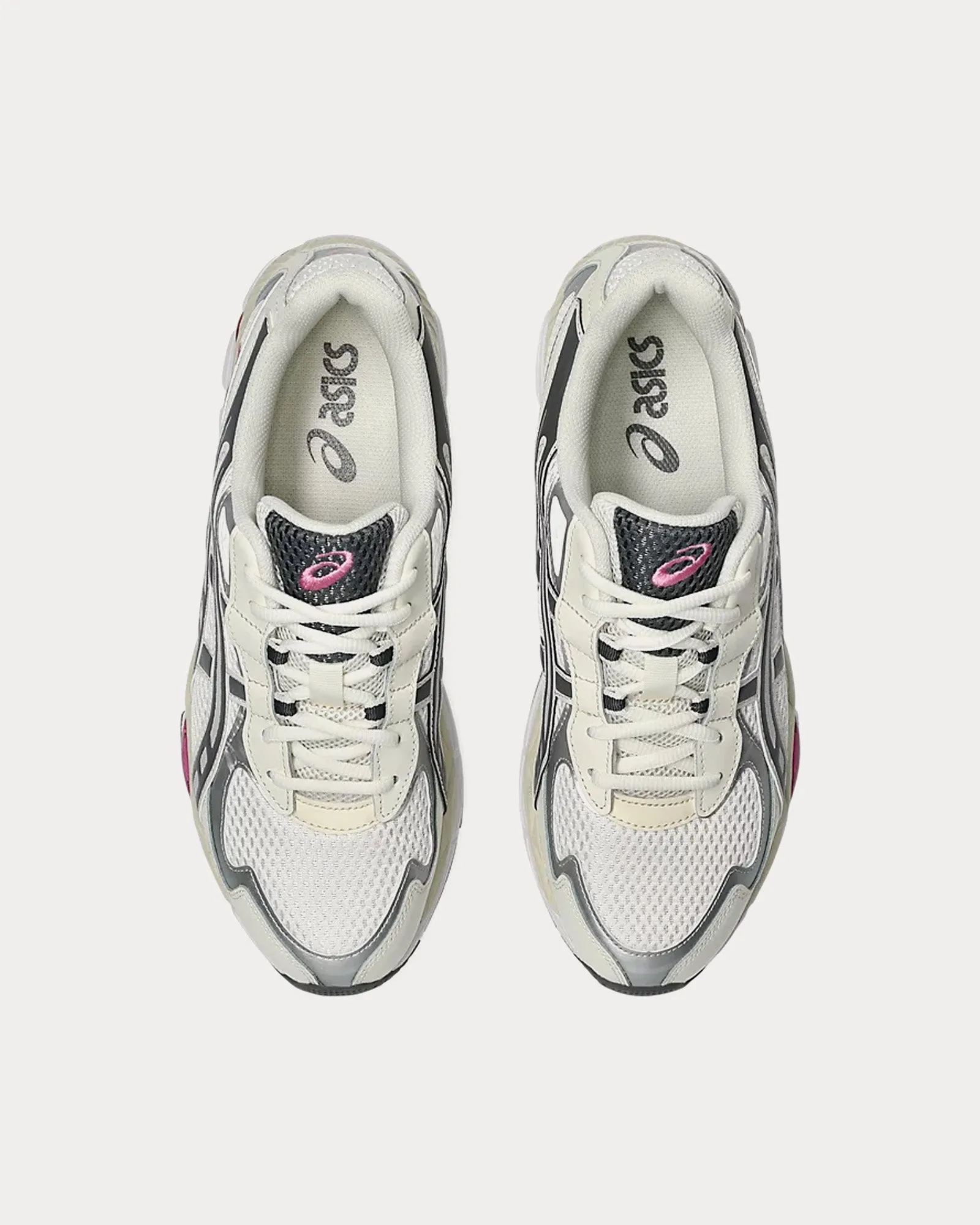 Gel-NYC 2055 Cream / Carbon Low Top Sneakers