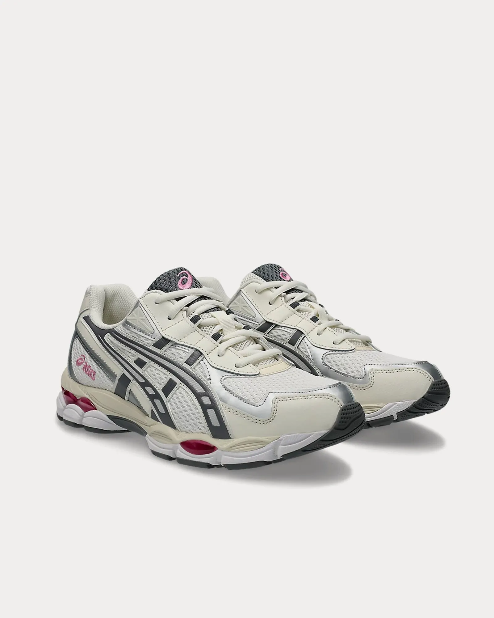 Gel-NYC 2055 Cream / Carbon Low Top Sneakers
