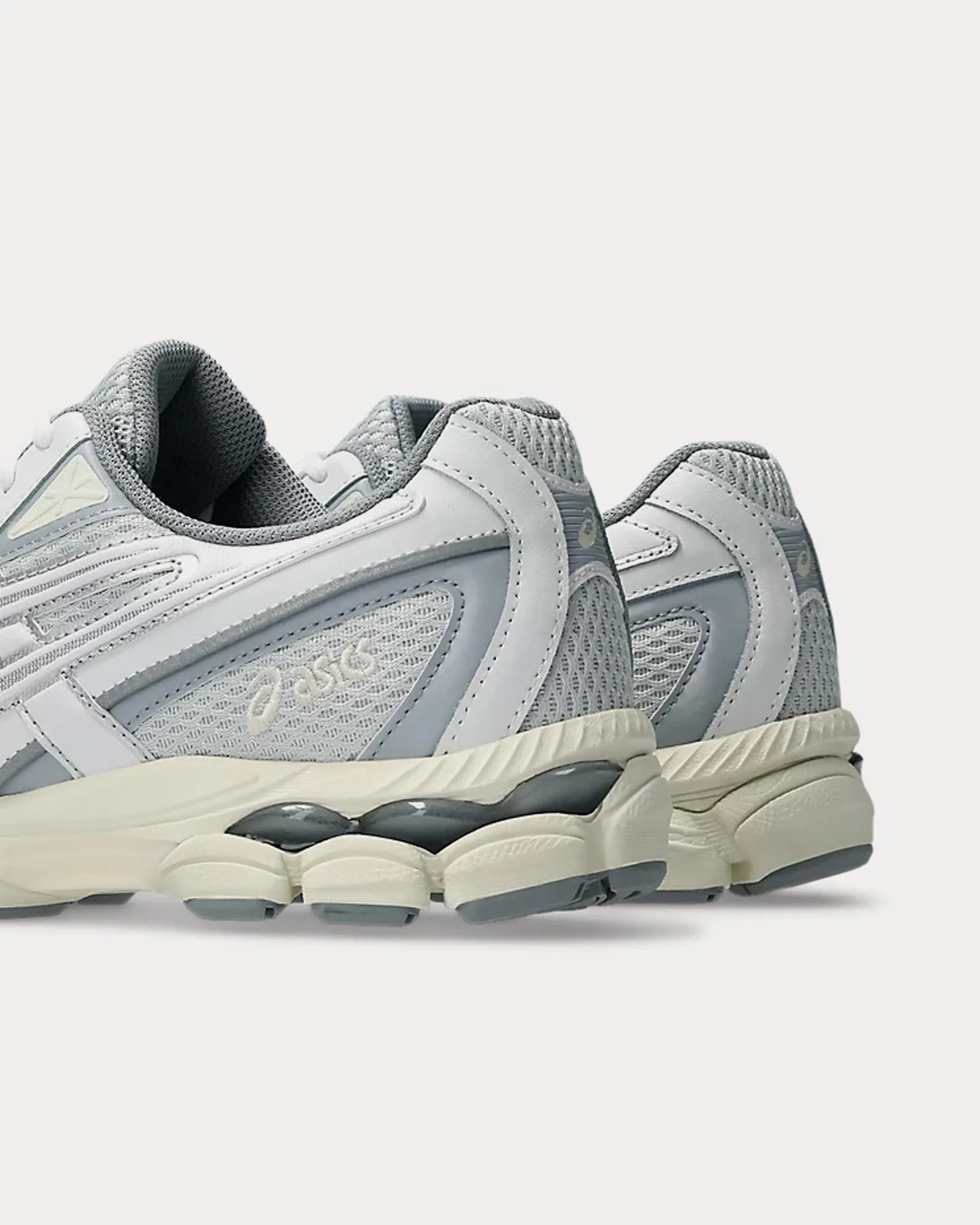Gel-NYC 2055 Glacier Grey / White Low Top Sneakers