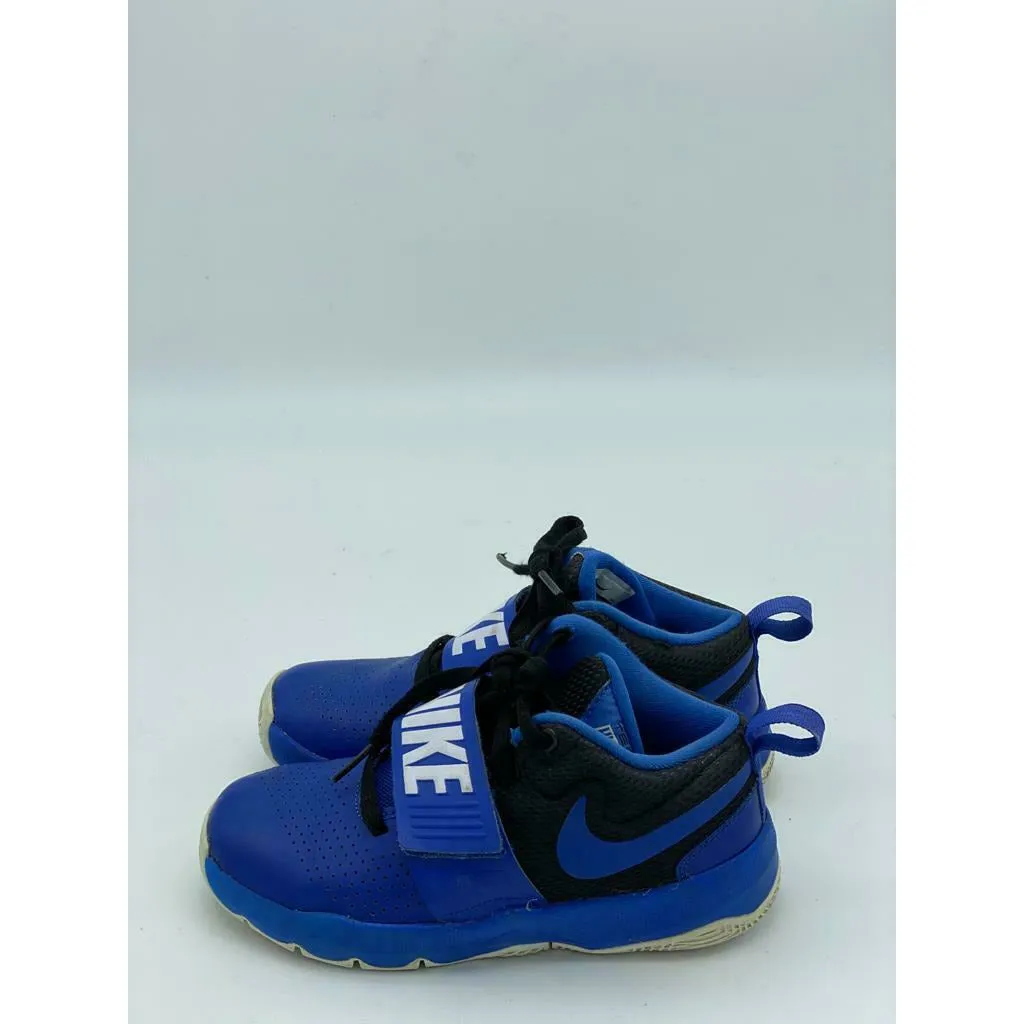 Nike Team Hustle D8 Boys Basketball Shoes Royal Blue White Black Top Strap Sz 1Y