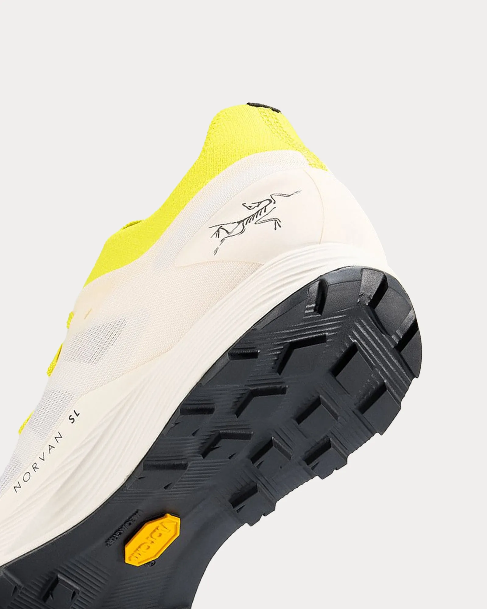 Norvan SL 3 Arctic Silk / Euphoria Running Shoes