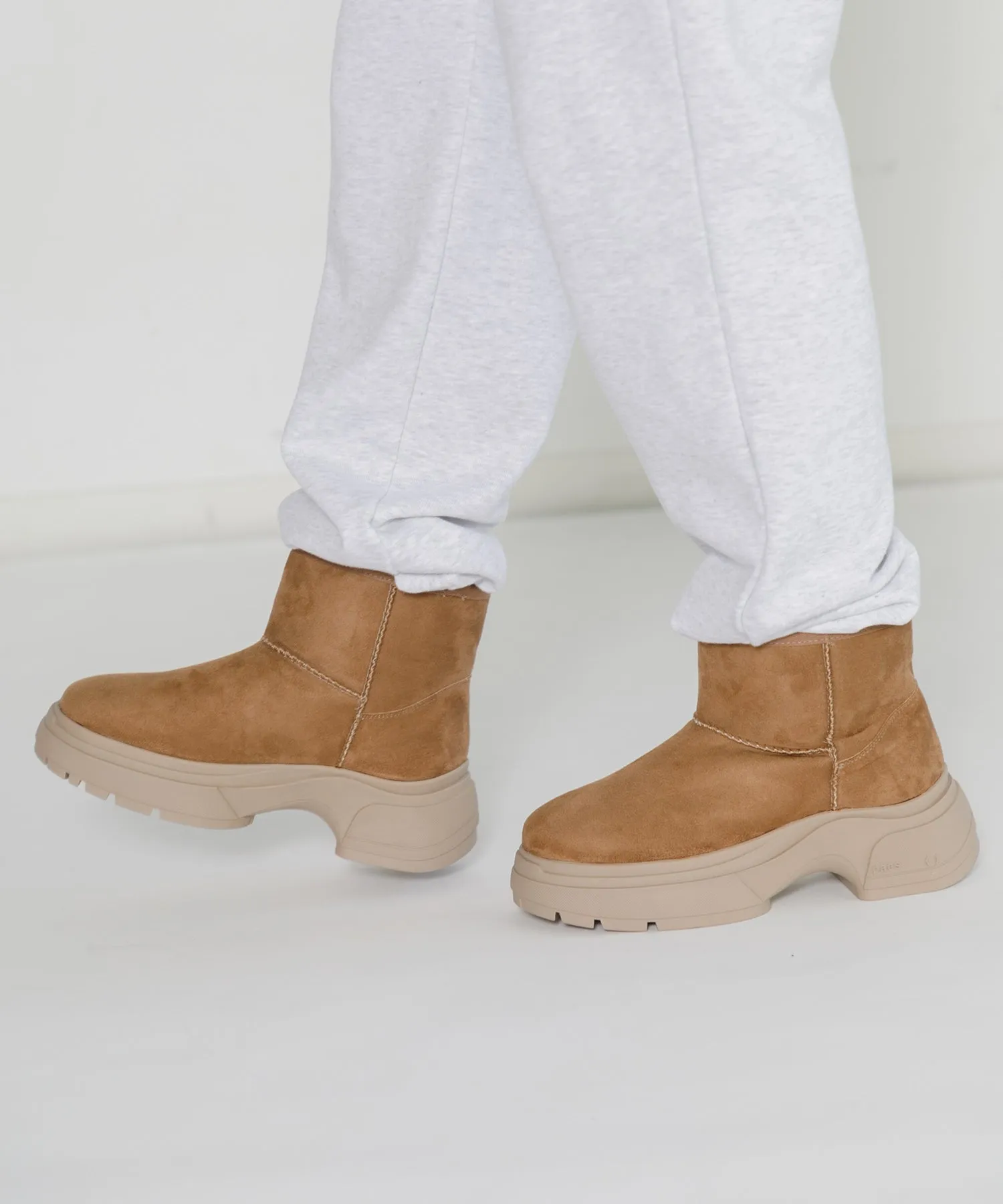 【WOMEN】PAES Short Basic Fur Boots