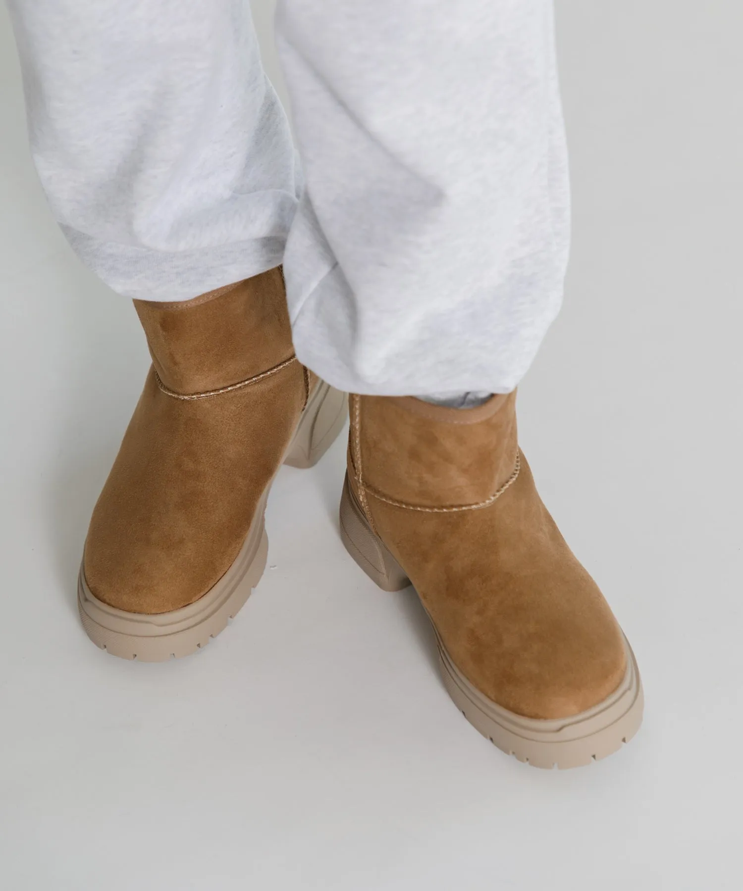 【WOMEN】PAES Short Basic Fur Boots